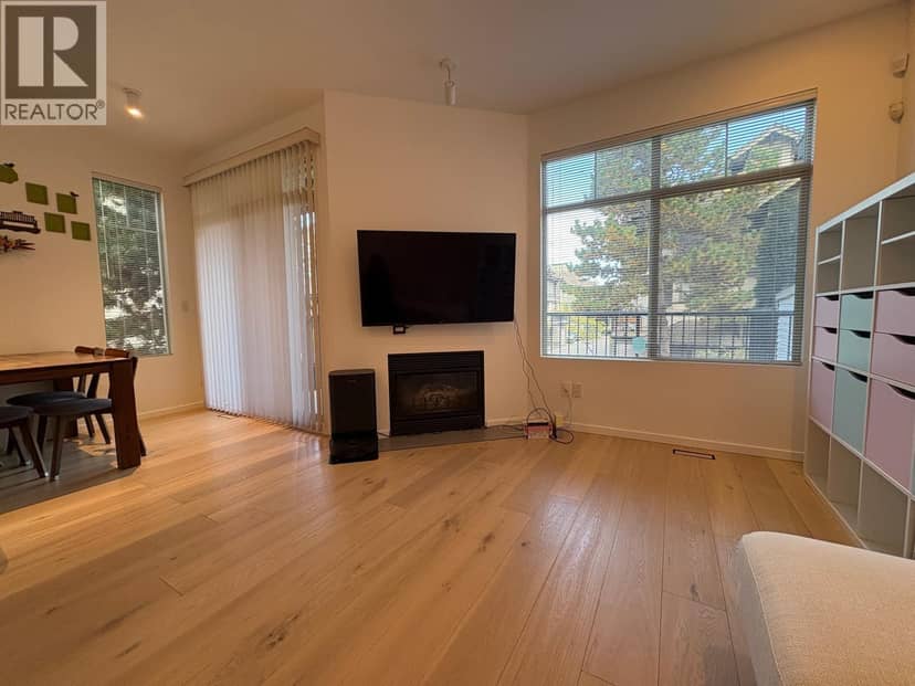 37 6233 BIRCH STREET, Richmond, photo 2