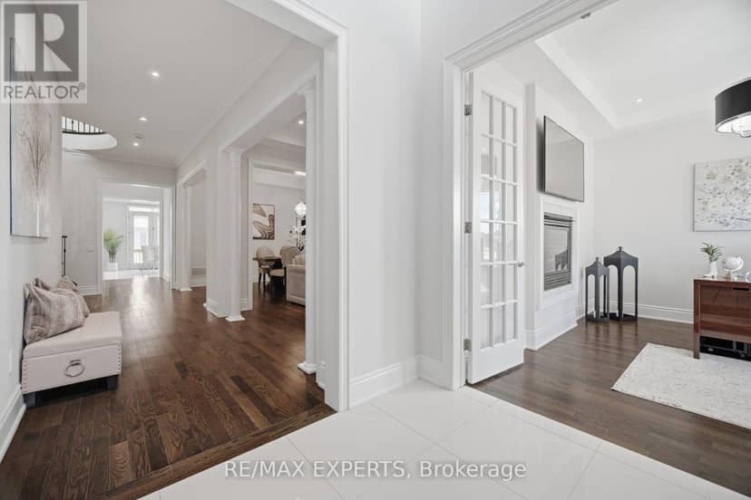 91 Woodgate Pines Drive — photo 9 of 40