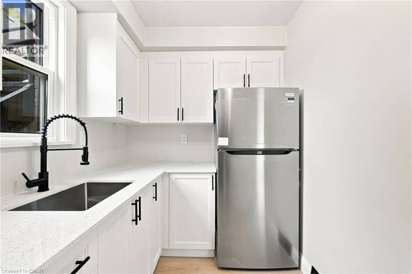 19 LOTTRIDGE Street — photo 7 of 40