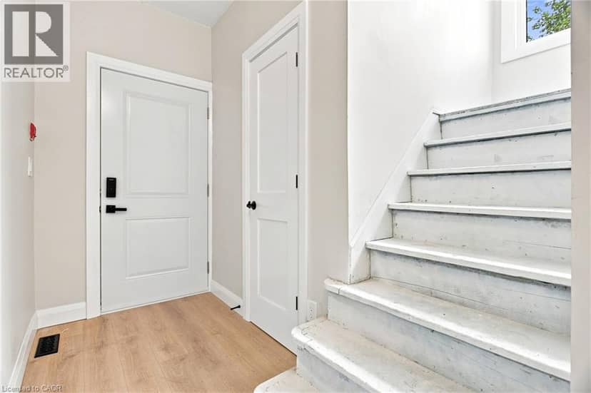 19 LOTTRIDGE Street — photo 3 of 40