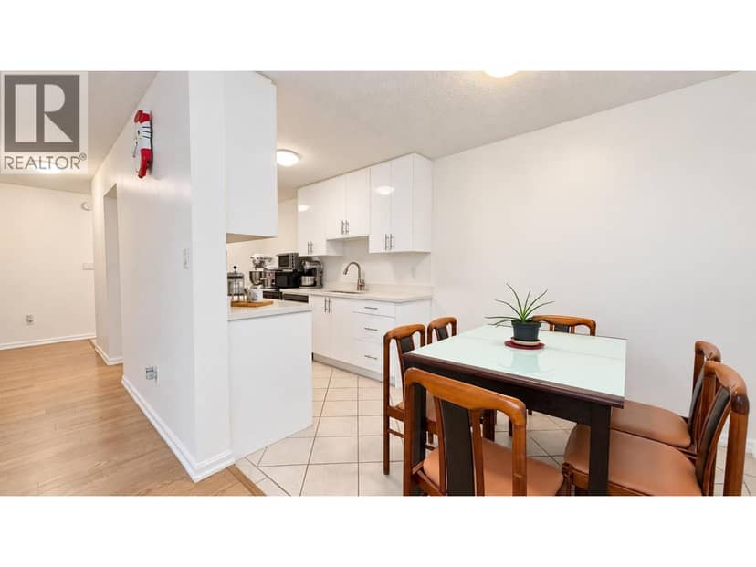 124 9101 HORNE STREET, Burnaby, photo 3