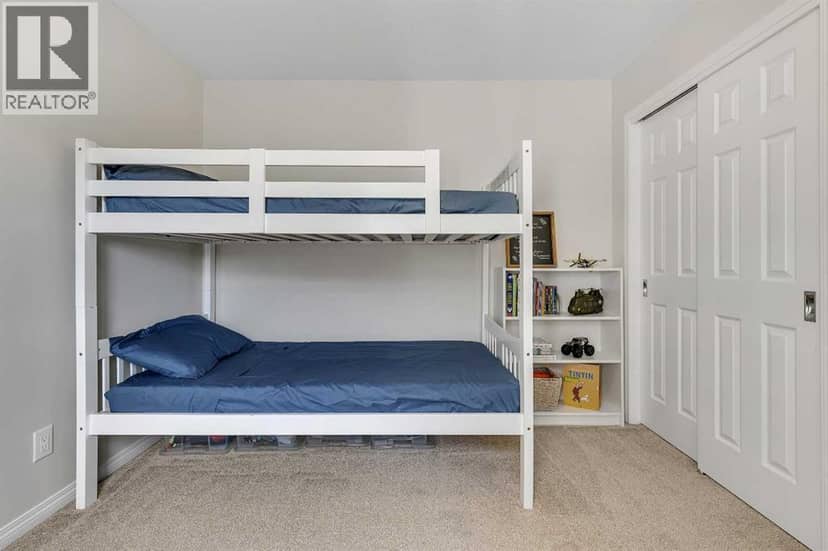 177 Yorkville Manor SW — photo 16 of 31