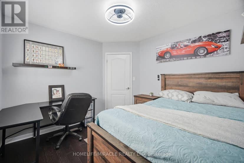 33 Klemscott Road — photo 27 of 40