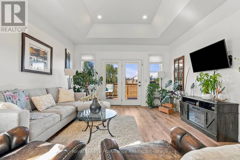 28 Aberdeen Street W — photo 24 of 40