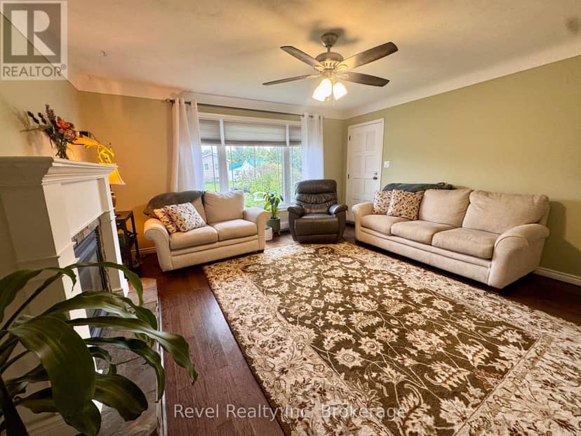 3383 Romeo Street — photo 11 of 40