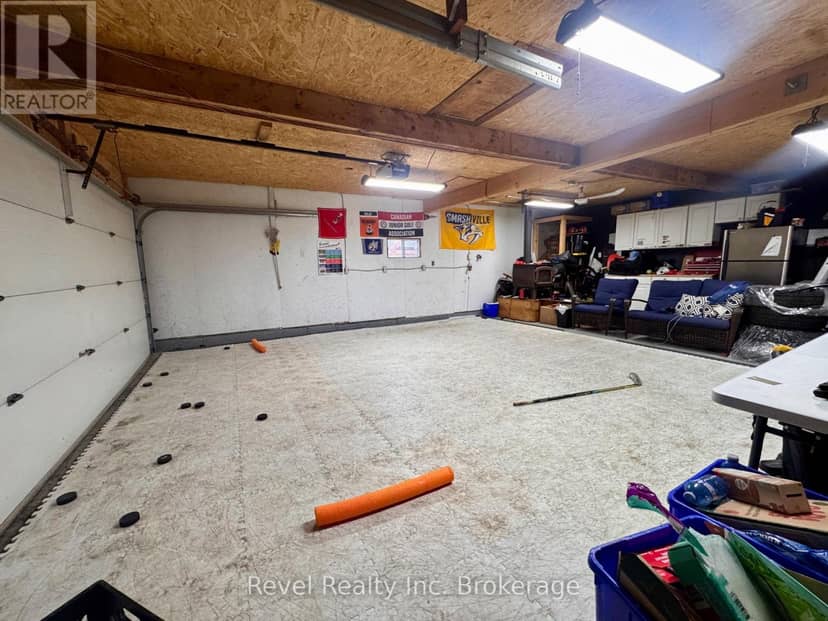 3383 Romeo Street — photo 35 of 40
