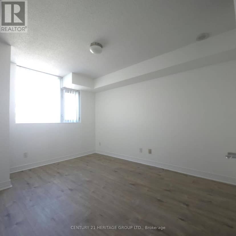 319 - 90 Scottfield Drive — photo 27 of 38