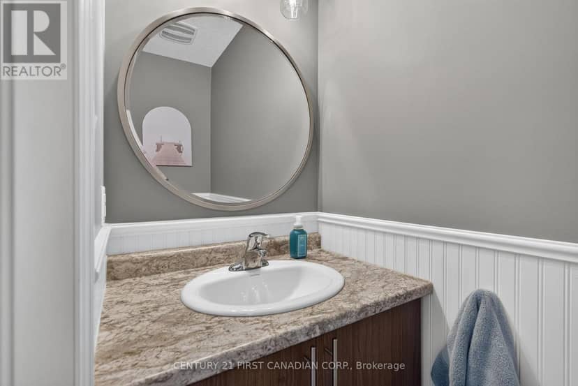 363 Beech Street — photo 5 of 32