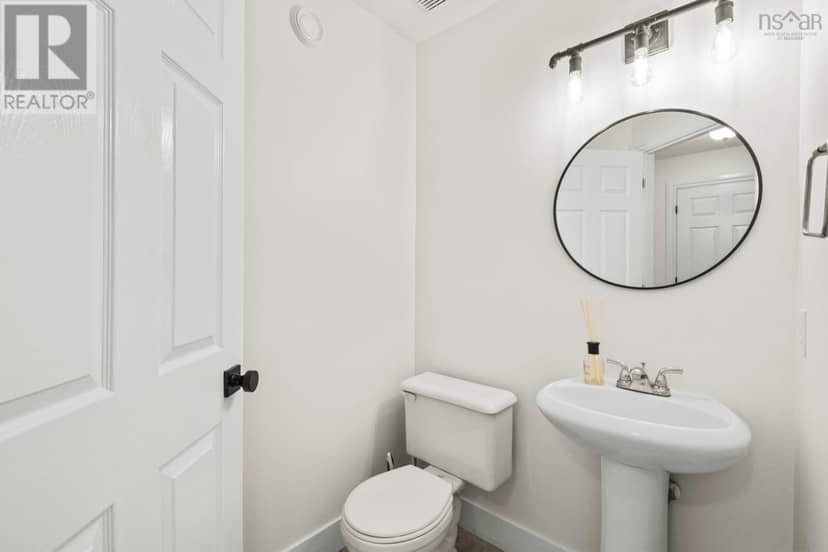 88 Lochmoor Lane — photo 15 of 40