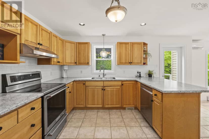 88 Lochmoor Lane — photo 9 of 40