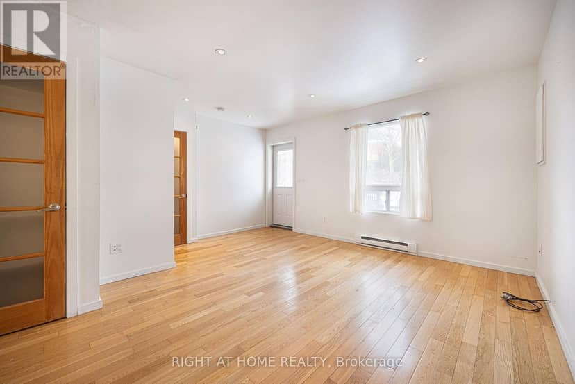 725 Indian Road — photo 17 of 40