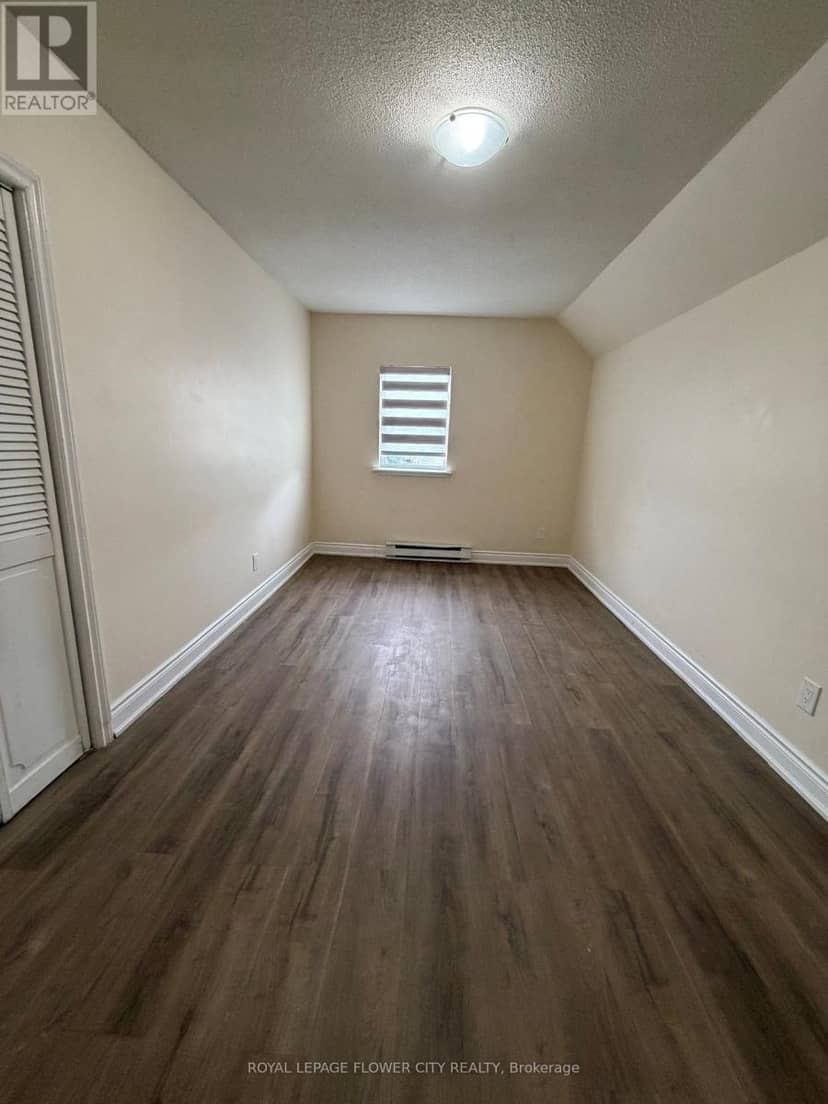 36 St Georges Avenue E — photo 11 of 14