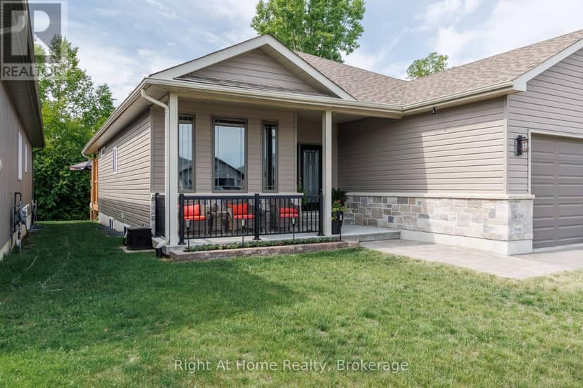 40 Birchmount Street — photo 4 of 32