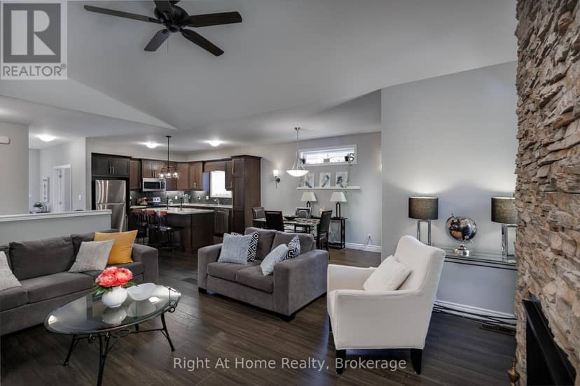 40 Birchmount Street — photo 8 of 32