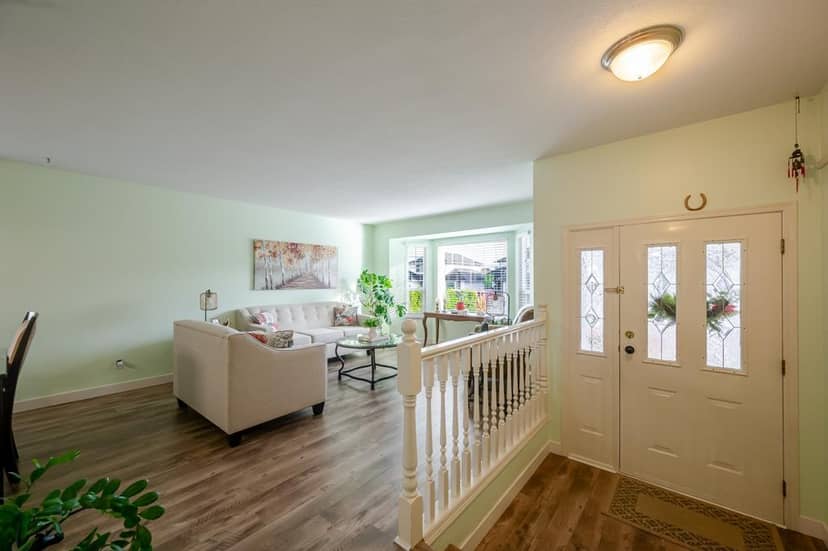 32145 Clinton Avenue, Abbotsford, photo 3