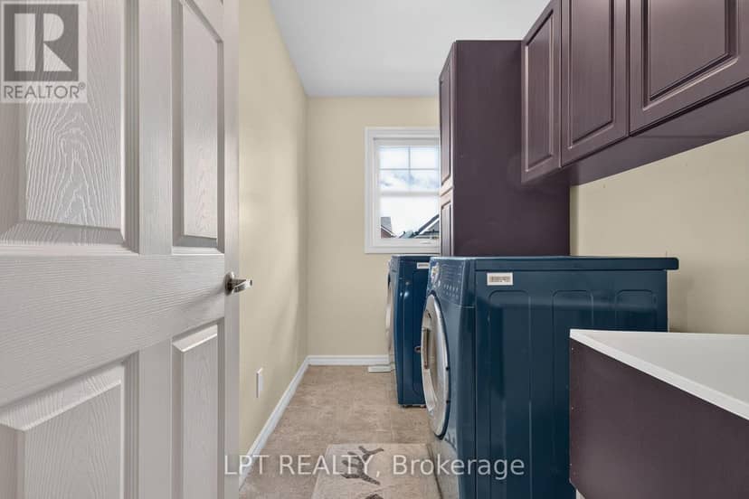 2632 Watermusic Bay Crescent — photo 31 of 40
