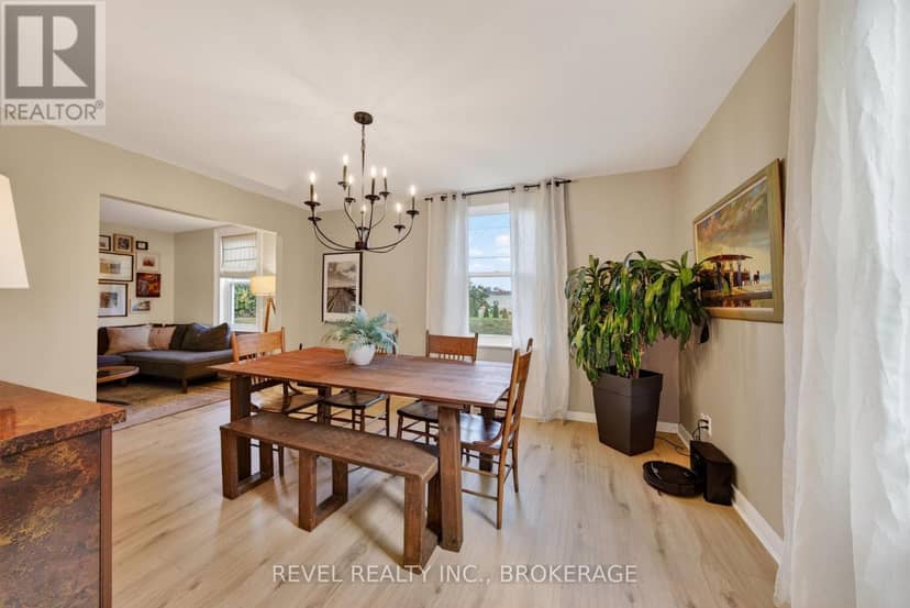 637 Collins Bay Road, Kingston, photo 4