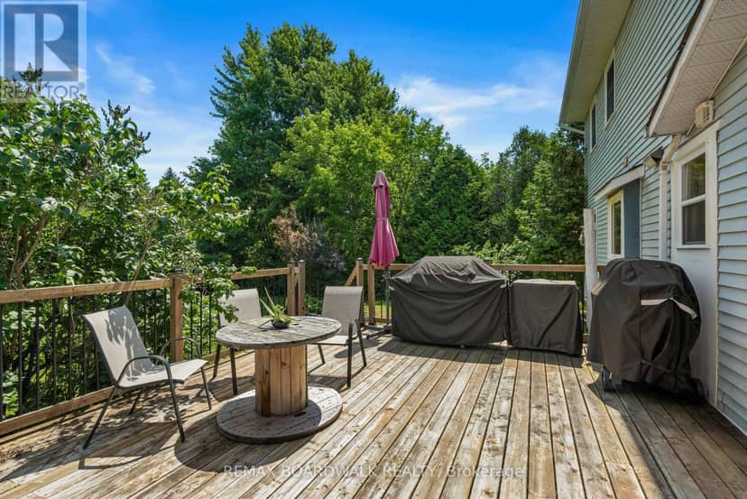18 Berg Crescent — photo 30 of 40