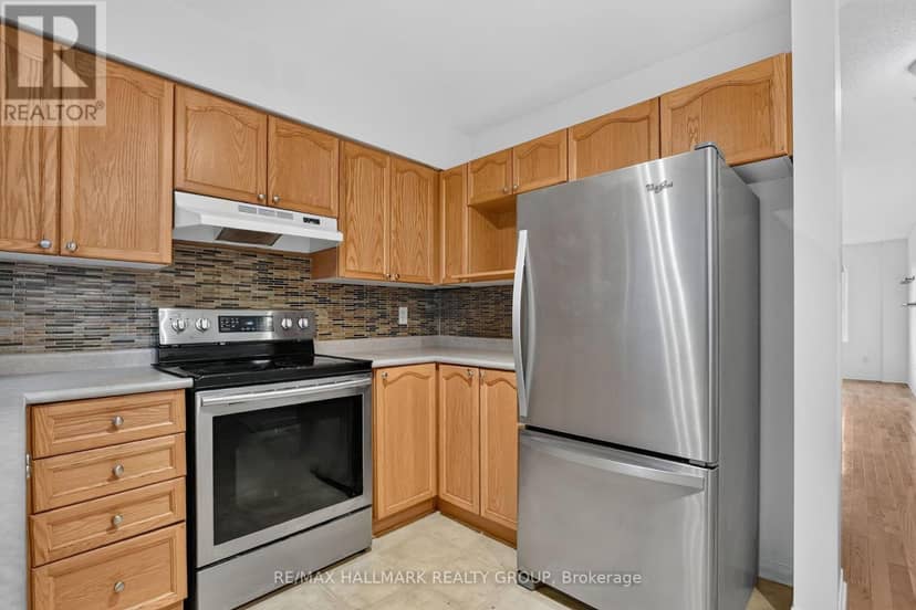 316 Gotham Private — photo 9 of 38