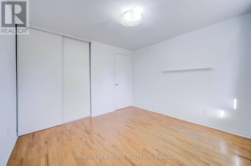102 Madsen Crescent — photo 31 of 40