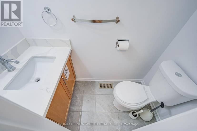 102 Madsen Crescent — photo 9 of 40