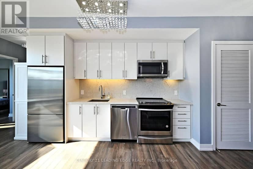 D431 - 333 Sea Ray Avenue — photo 17 of 40