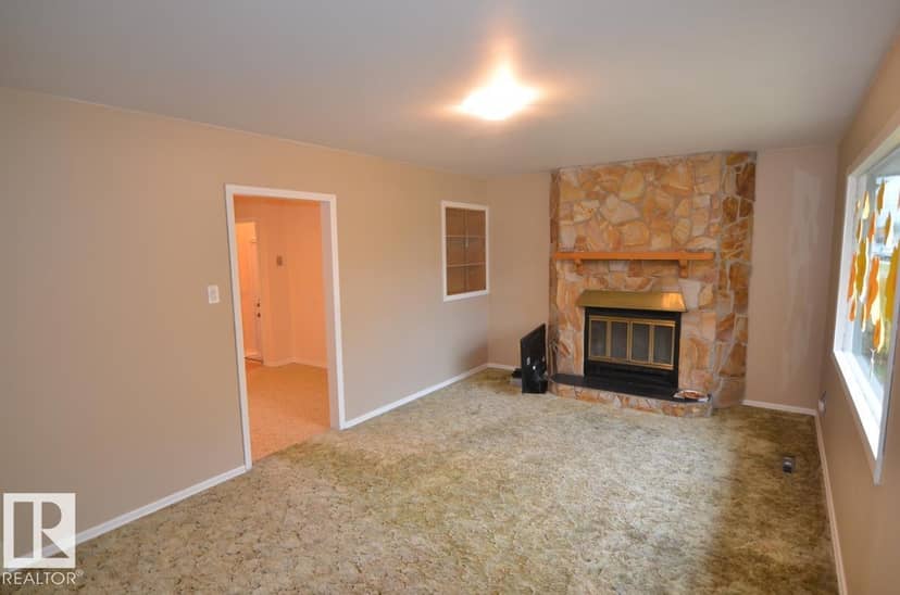 4915 53 AV — photo 12 of 26