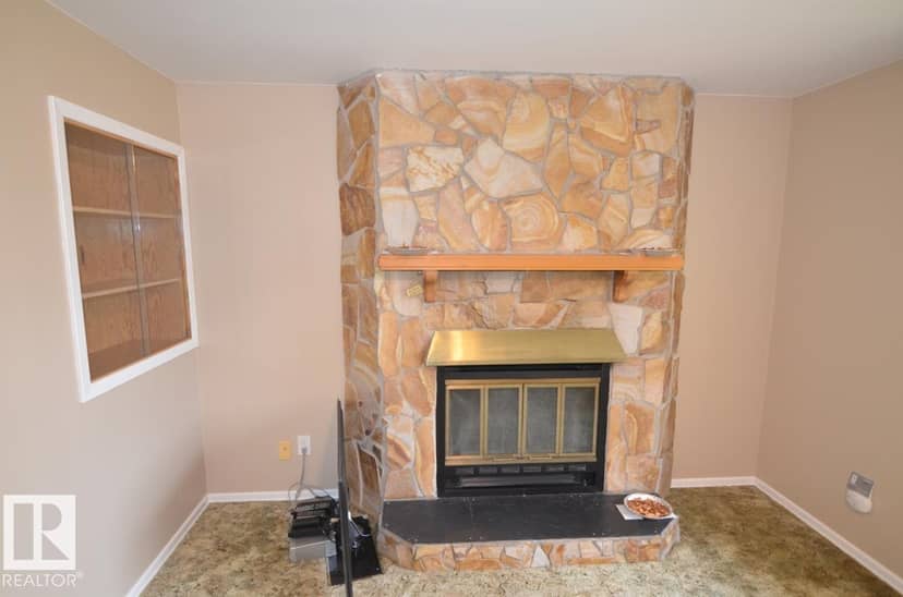 4915 53 AV — photo 13 of 26