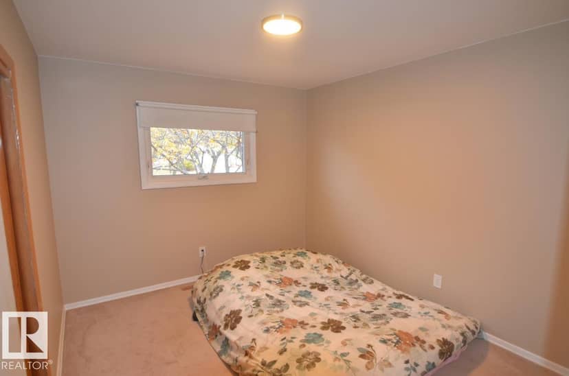 4915 53 AV — photo 18 of 26