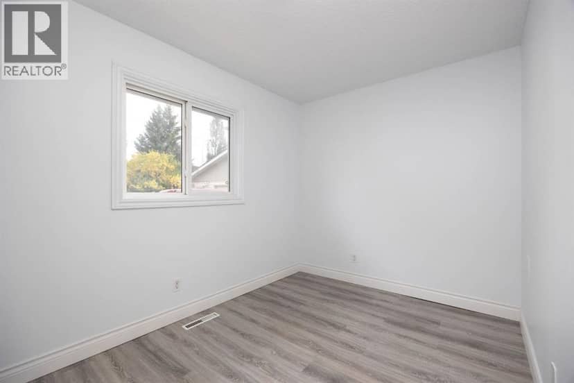 67 Alberta Drive, Fort McMurray, photo 8