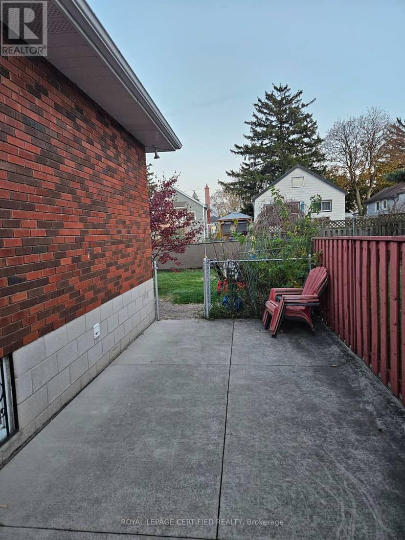 197 Craigroyston Road — photo 22 of 23