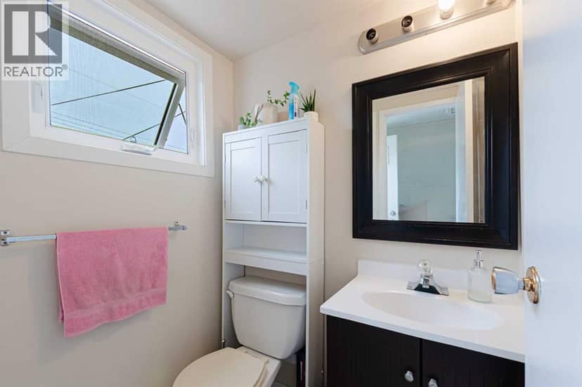 5412 14 Avenue SE — photo 14 of 29