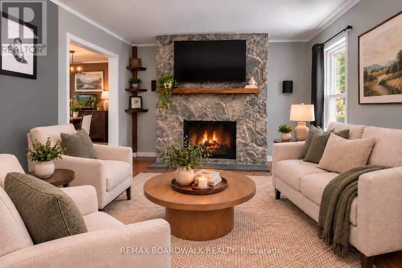 18 Berg Crescent — photo 5 of 40