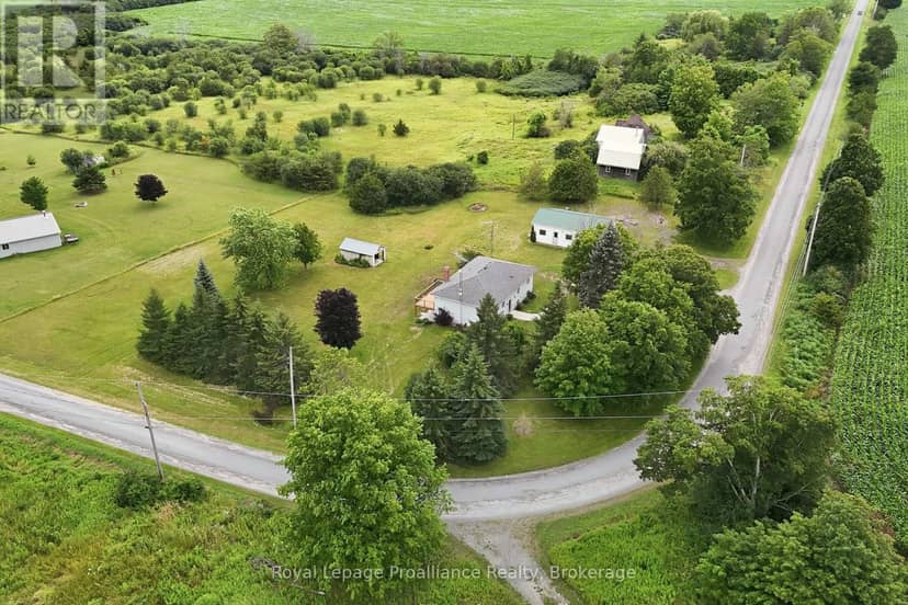 509 Kelly Road, Prince Edward County, photo 4