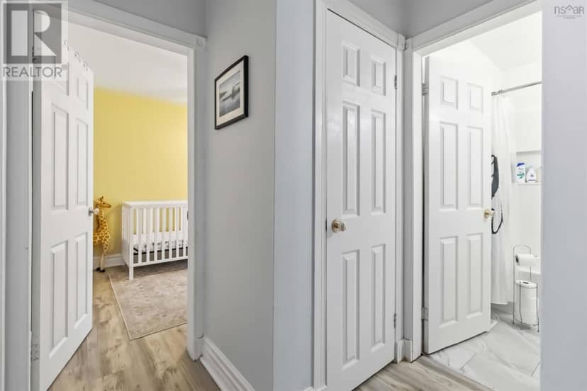 16 Bowser Avenue — photo 10 of 22