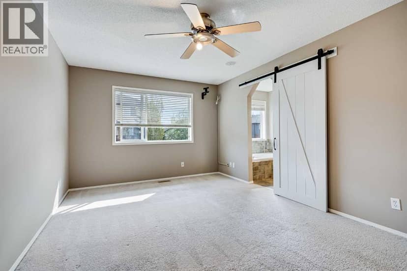 34 Kincora Drive NW — photo 21 of 40