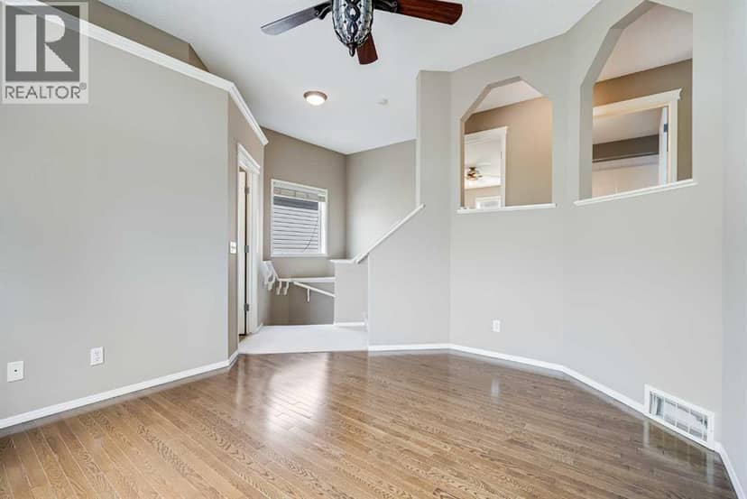 34 Kincora Drive NW — photo 18 of 40