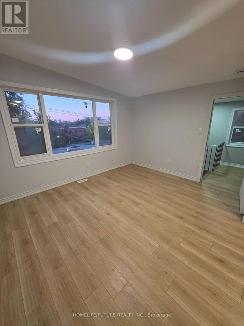 2983 Lawrence Avenue E — photo 20 of 23
