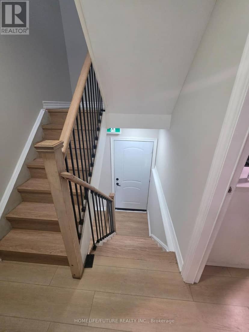 2983 Lawrence Avenue E, Toronto, photo 3