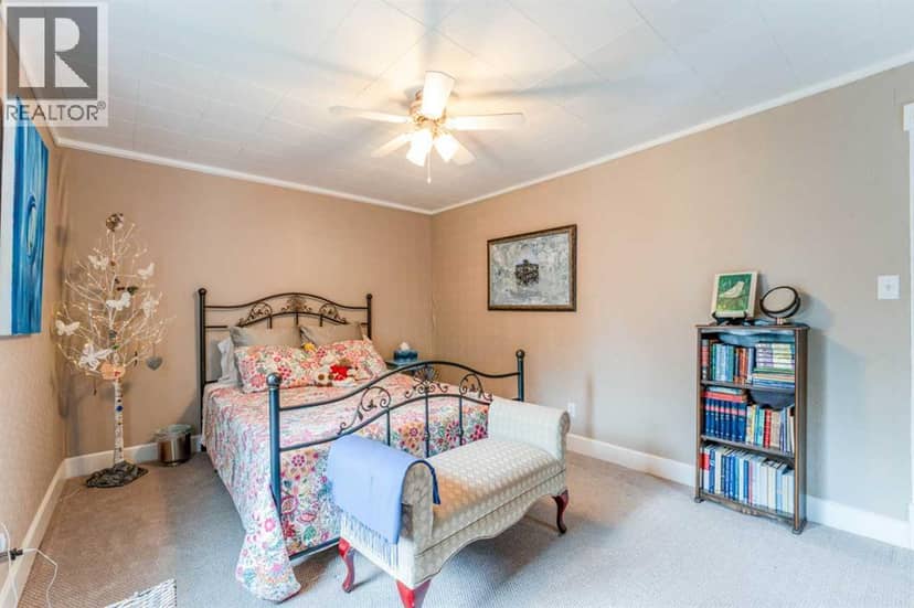 606 Main Street — photo 18 of 40