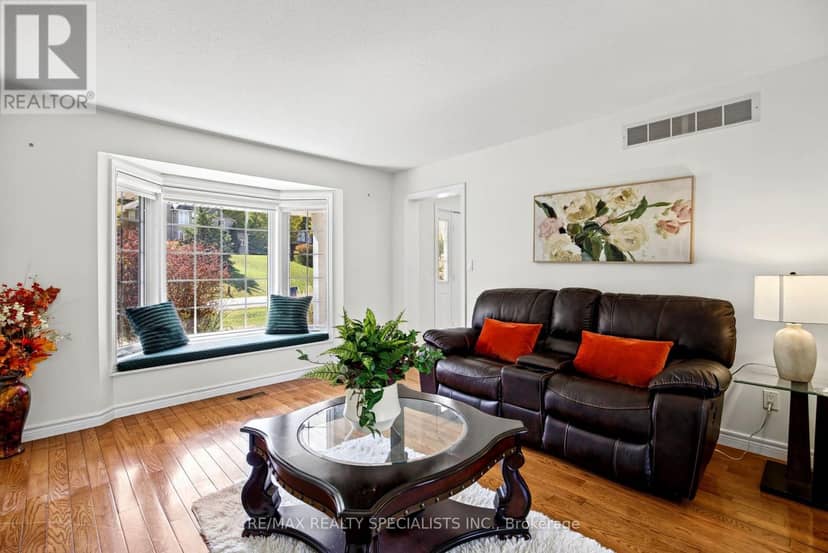 15 Patrick Drive — photo 11 of 40