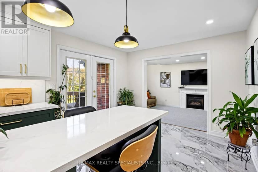 15 Patrick Drive — photo 23 of 40
