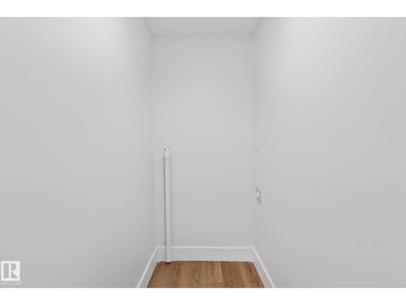11036 128 ST NW — photo 36 of 40