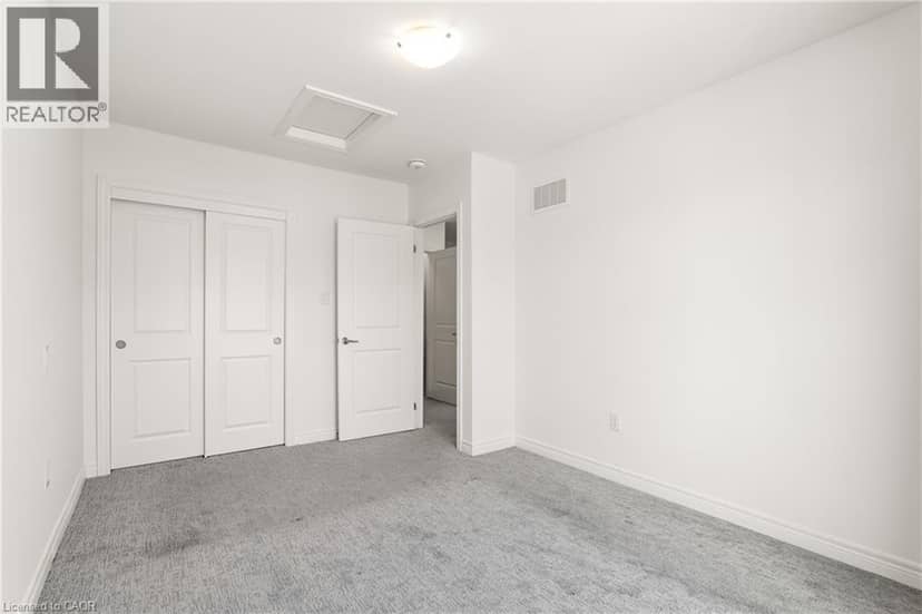 10 BIRMINGHAM Drive Unit# 129 — photo 25 of 40