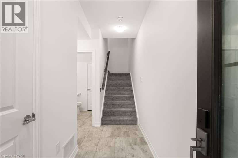 10 BIRMINGHAM Drive Unit# 129 — photo 5 of 40