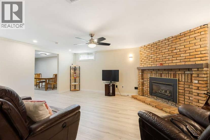 14904 1 Street SE — photo 26 of 40