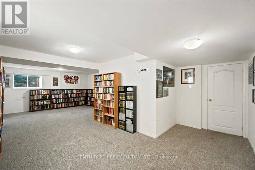 111 White Drive — photo 28 of 40