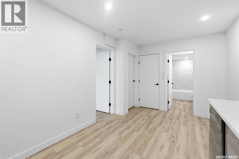 713 Brighton BOULEVARD — photo 30 of 40