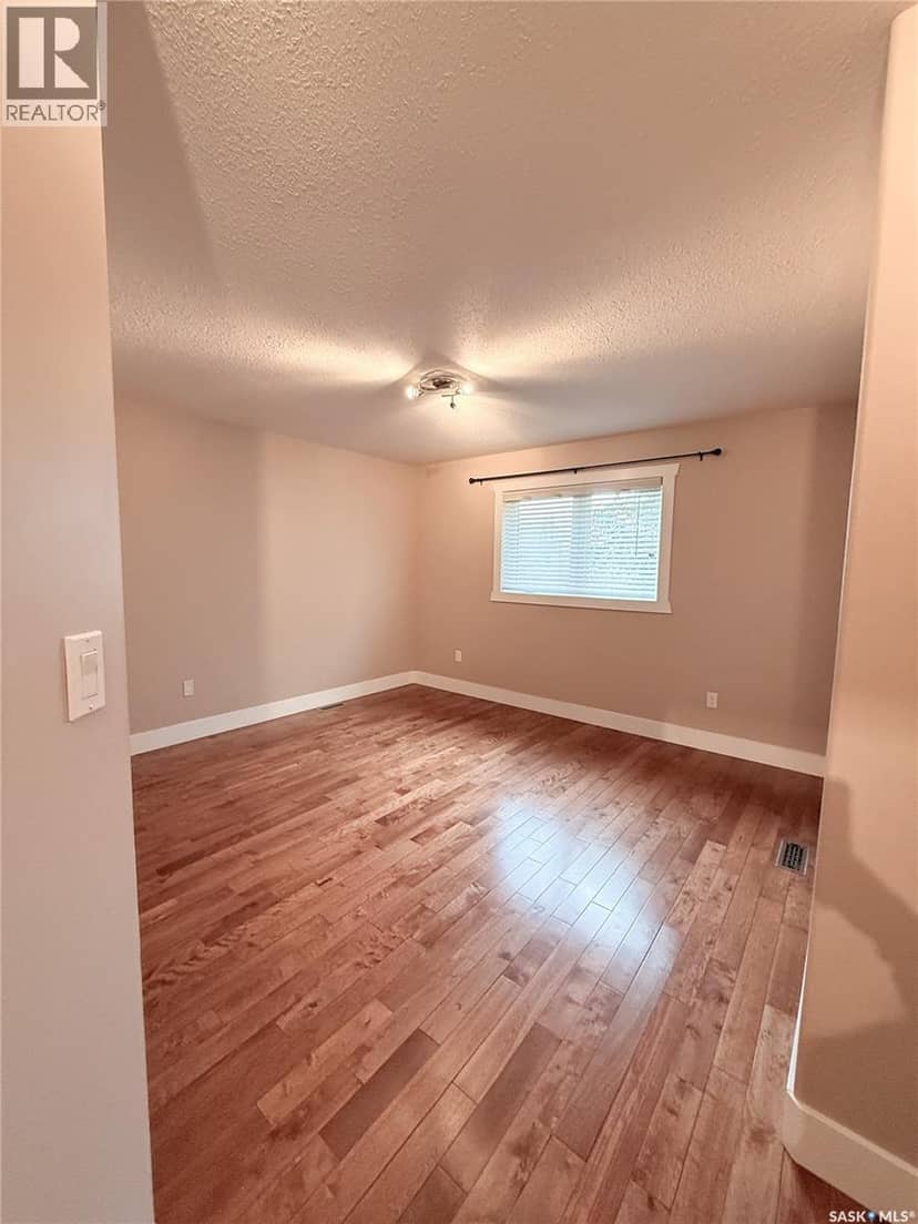 725 Centre STREET — photo 26 of 40