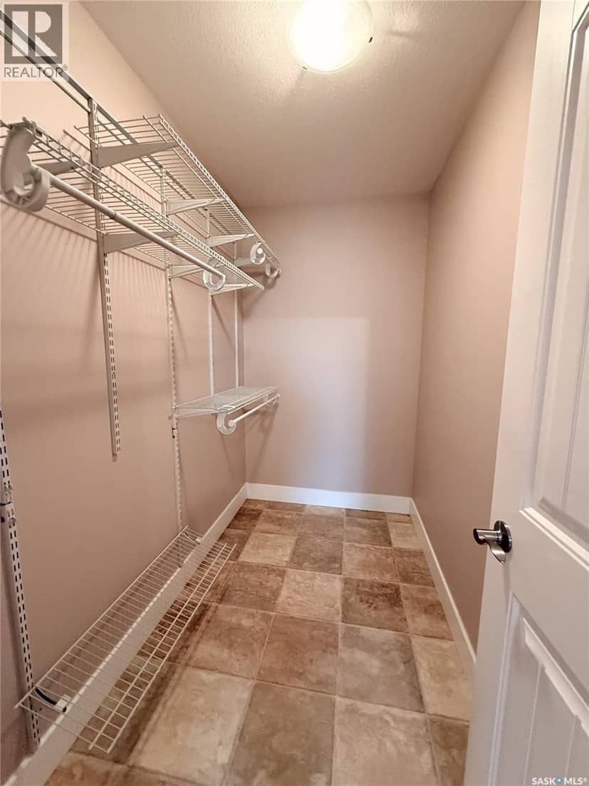725 Centre STREET — photo 29 of 40